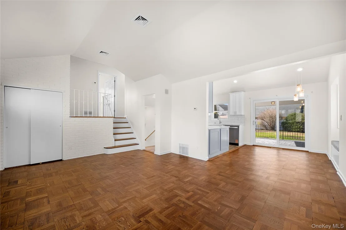 Photo of 46 Elmtree Lane