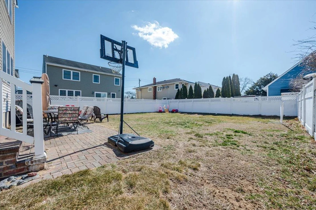 Photo of 418 Clive Place