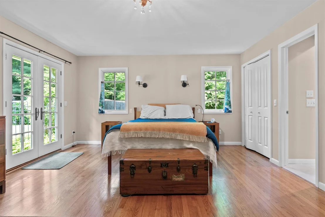 Photo of 150 Kingwood Park