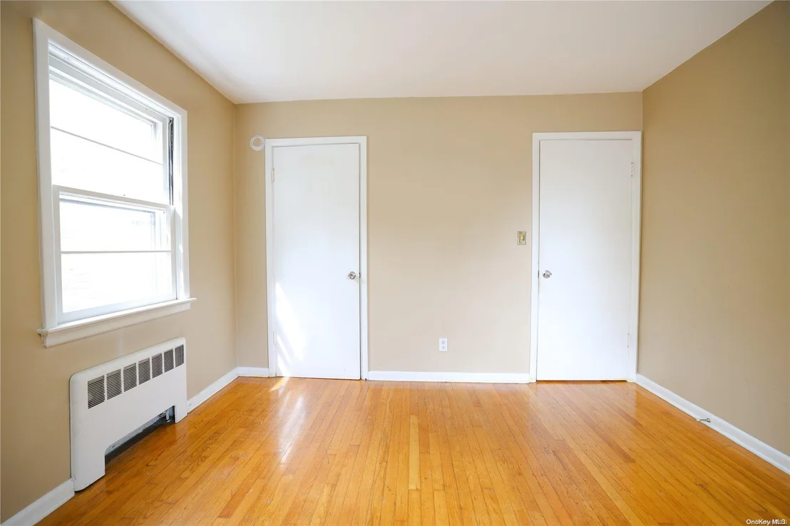 Photo of 75 Underhill Road