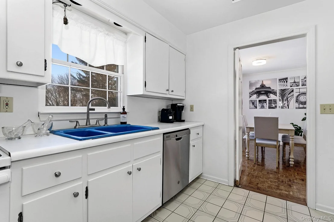 Photo of 56 Glenvue Drive