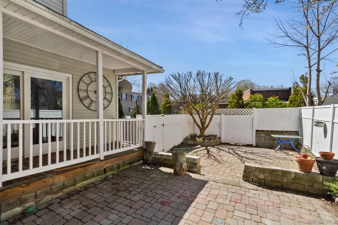 Photo of 13 Lenox Place