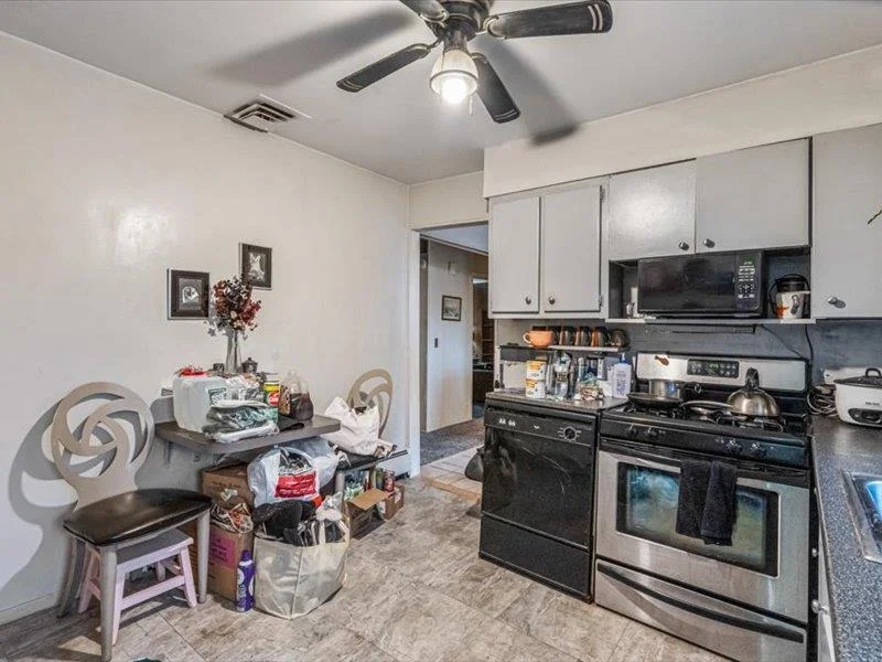 Photo of 3400 Parkway Drive