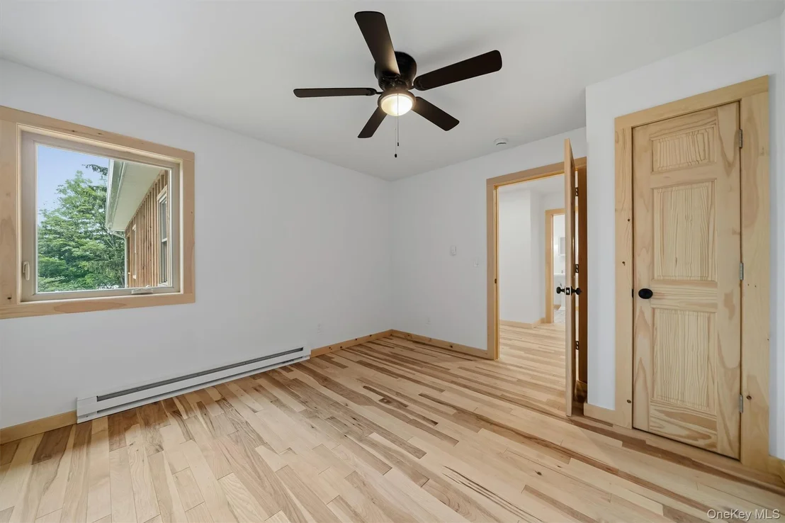 Photo of 71 Oak Street