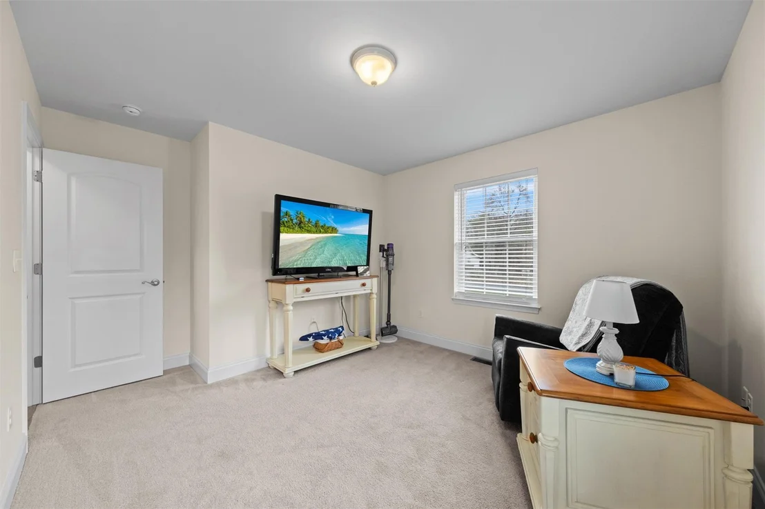 Photo of 394 Bailey Road