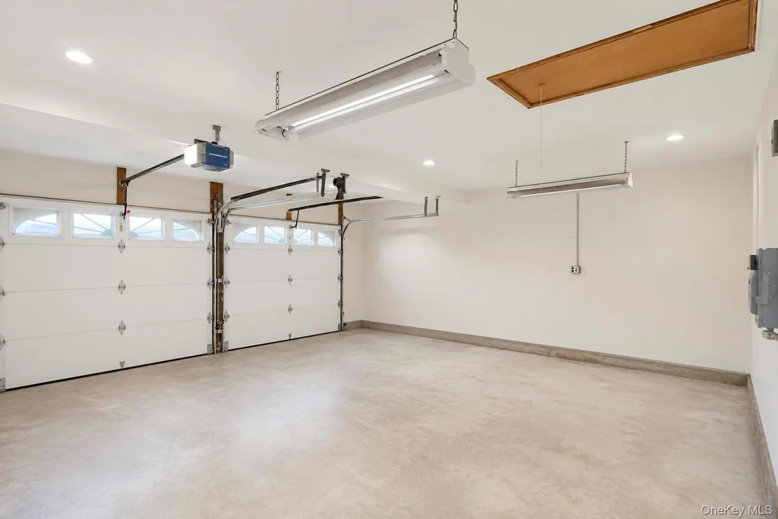 Photo of 10 Aron Drive