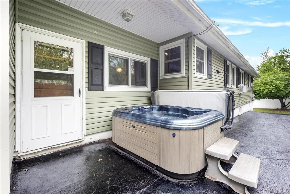 Photo of 7 Hujay Terrace