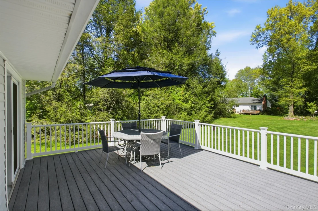 Photo of 32 Meadow Ridge Road
