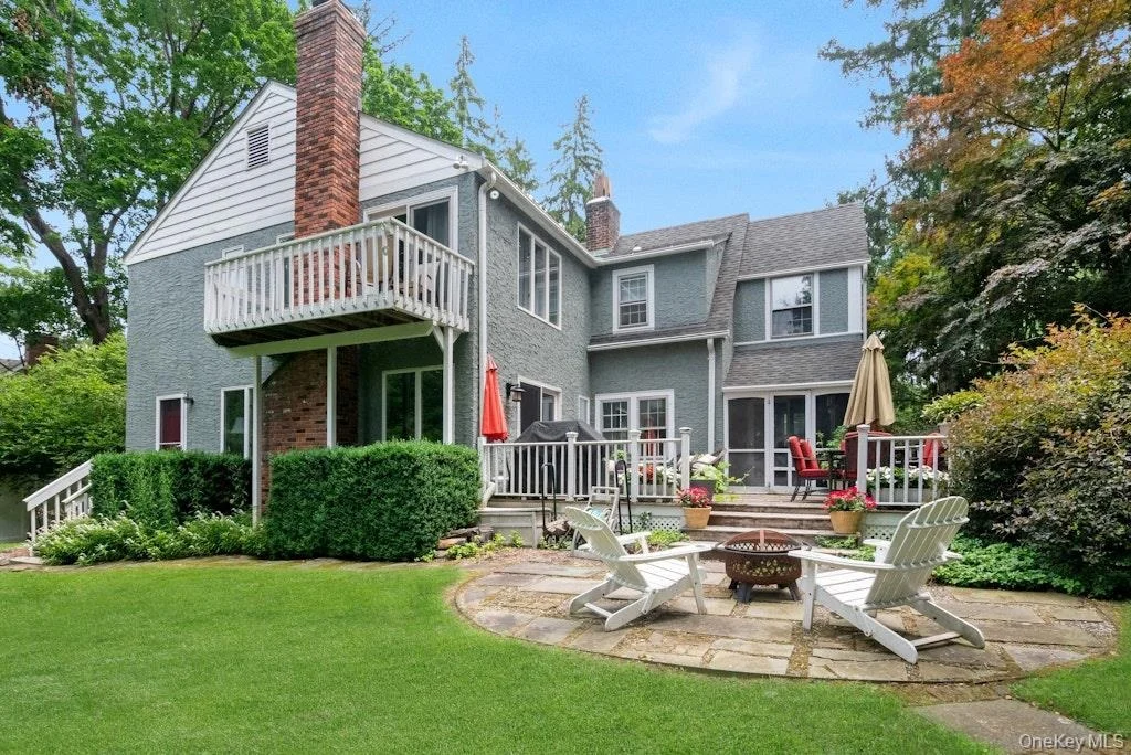 Photo of 312 Quaker Road