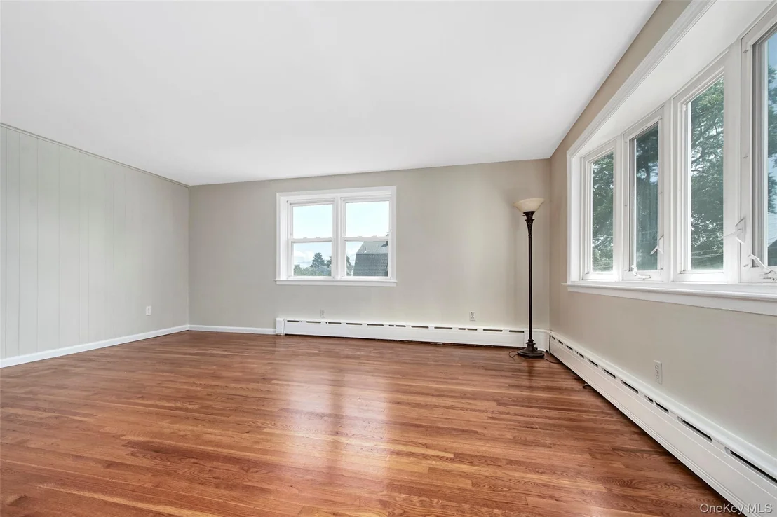 Photo of 63 Thatcher Avenue