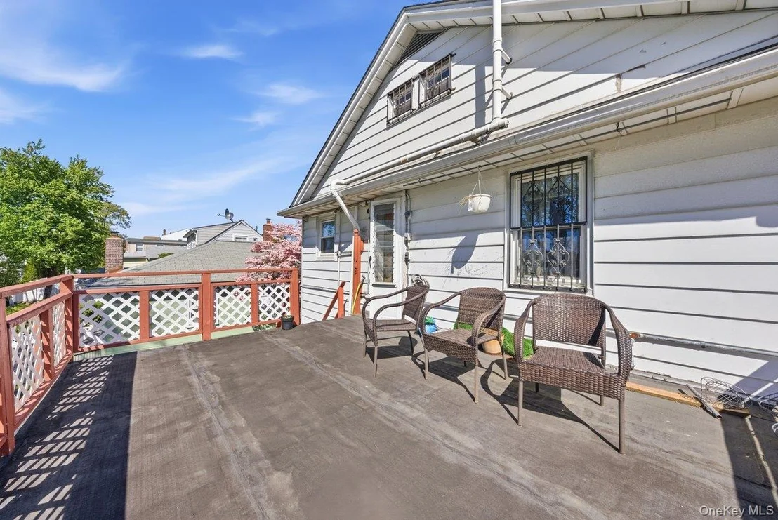 Photo of 7 Byron Avenue