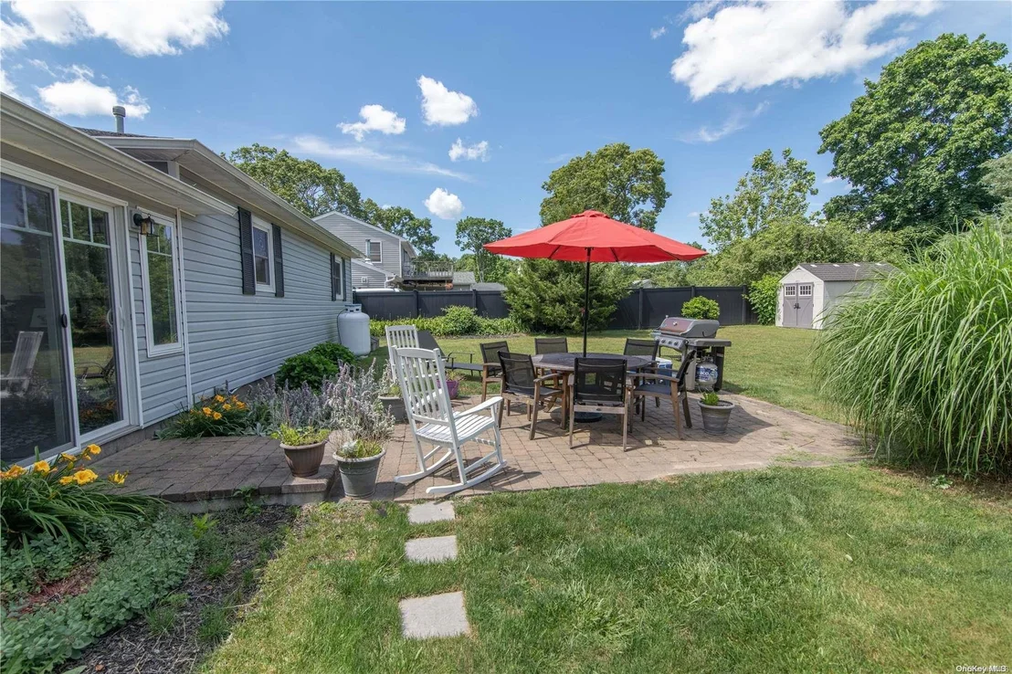 Photo of 107 Corey Avenue