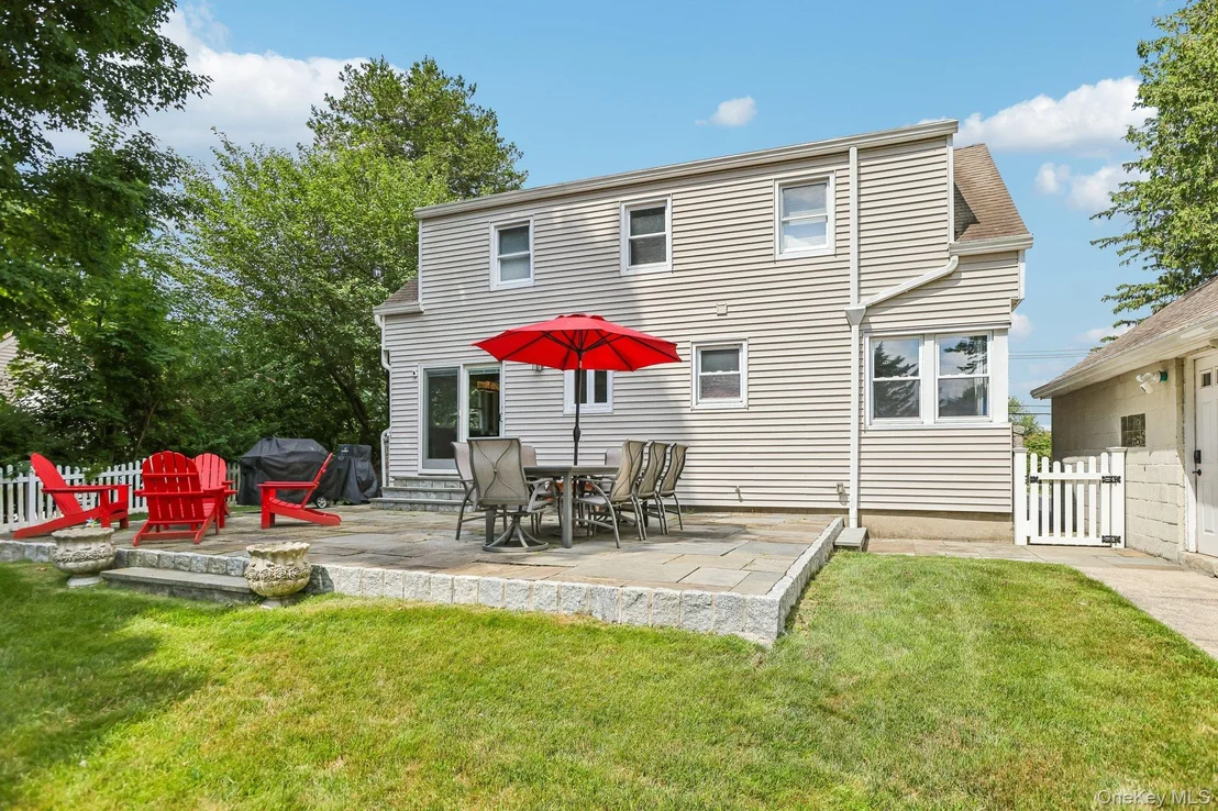 Photo of 512 Westlake Drive