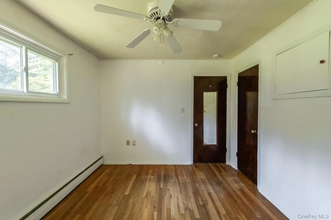 Photo of 44 Pine Woods Road