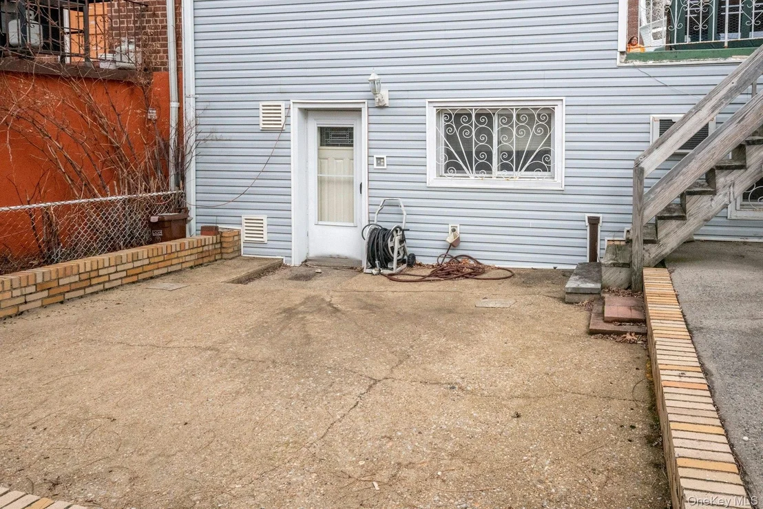 Photo of 1103 Stadium Avenue