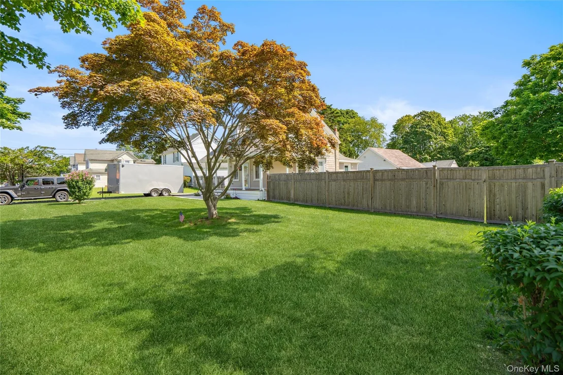 Photo of 115 Cedar Avenue