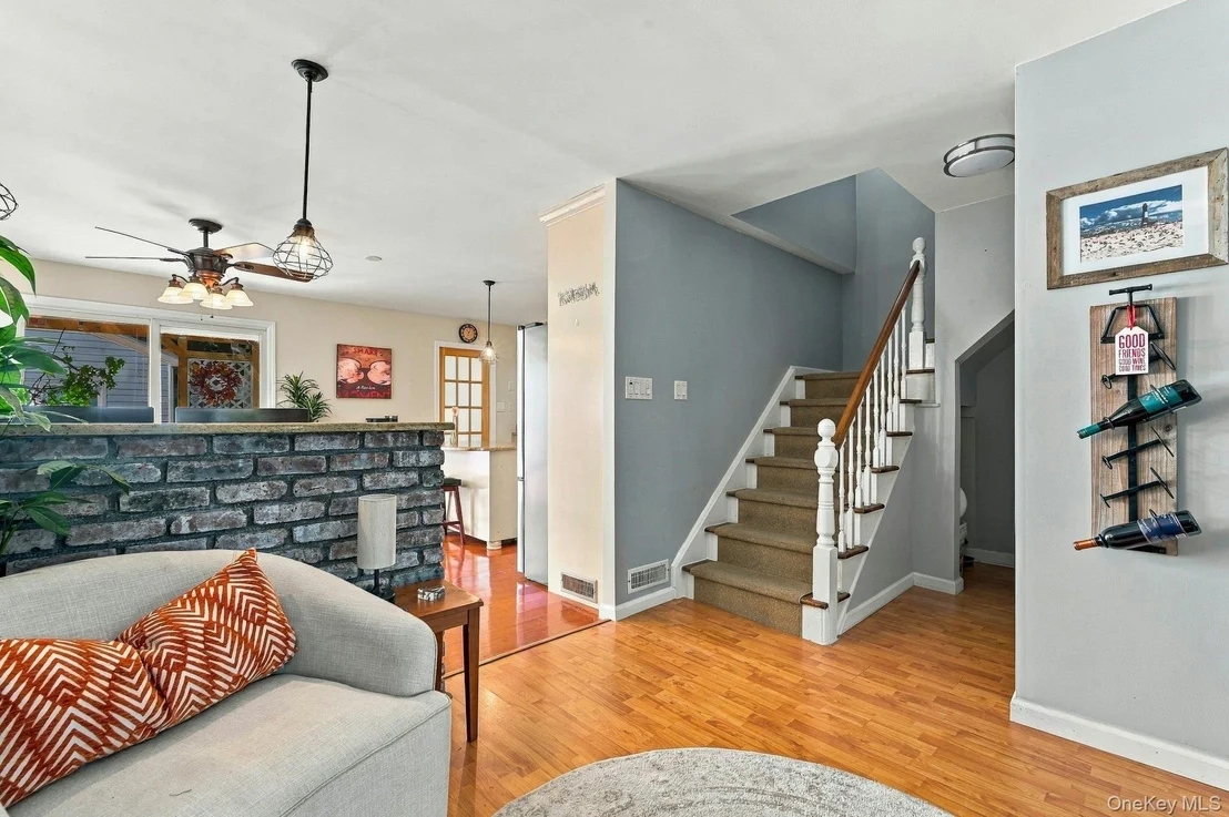 Photo of 724 Sandra Avenue