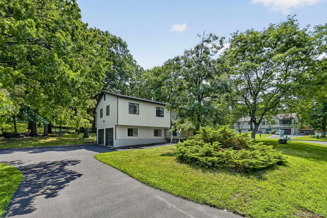 Photo of 22 Cambridge Circle