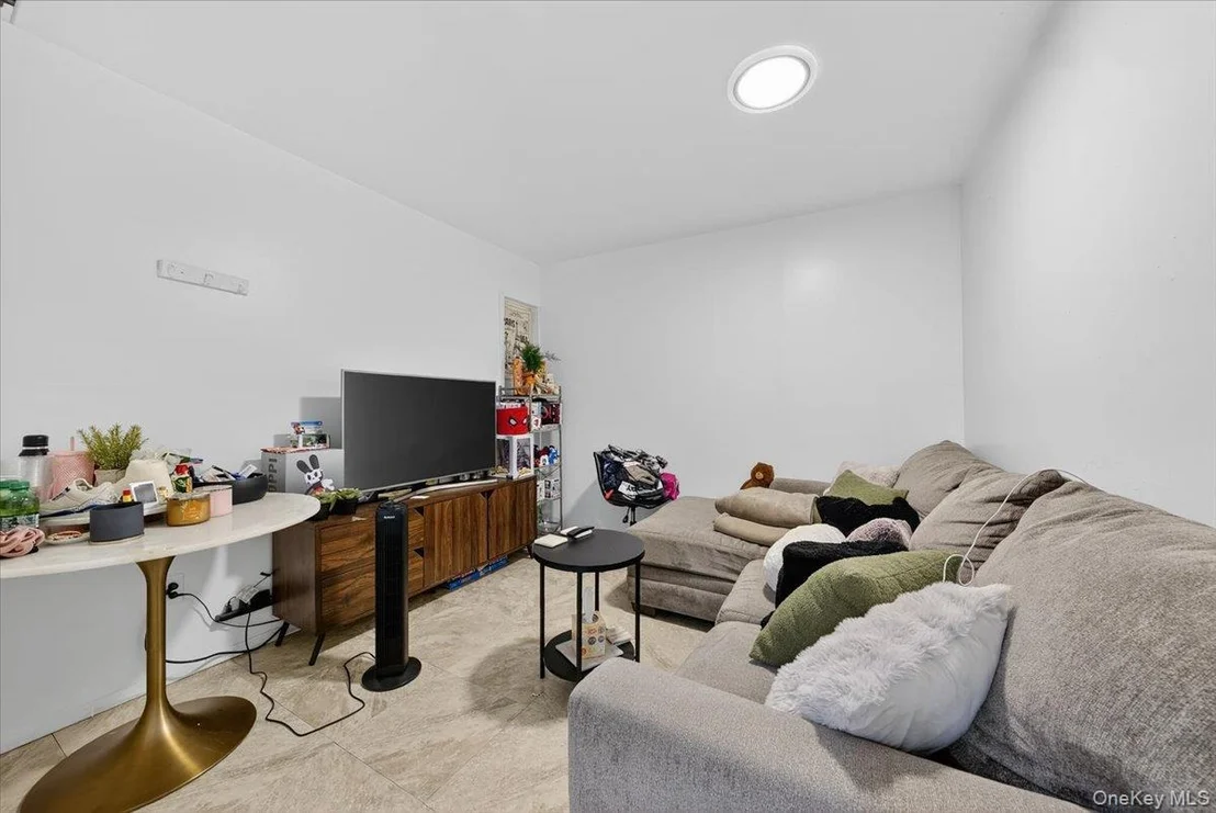 Photo of 917 Fox Street