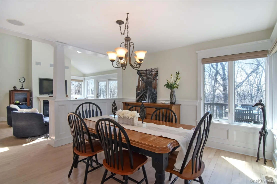 Photo of 153 Fieldpoint Drive