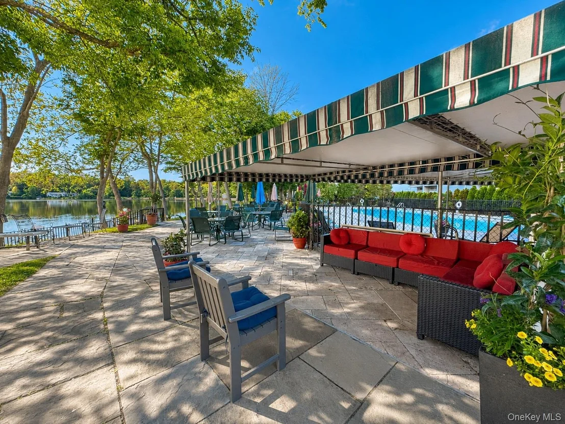 Photo of 40 Waterside Close