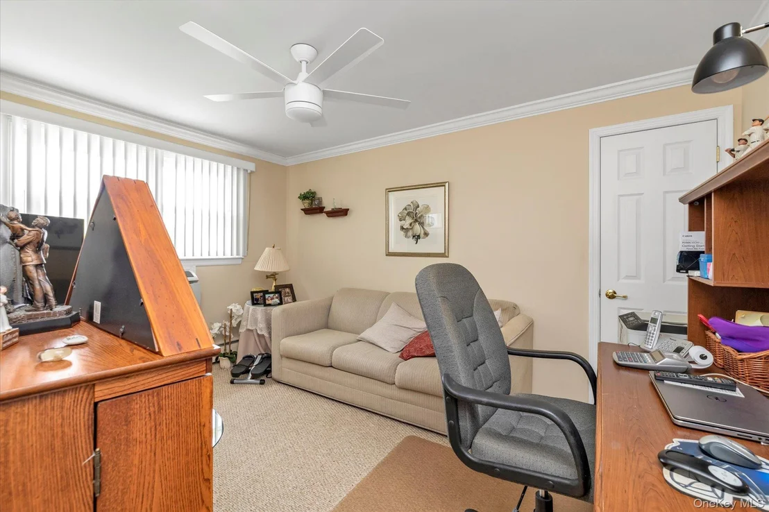 Photo of 882 Third Avenue