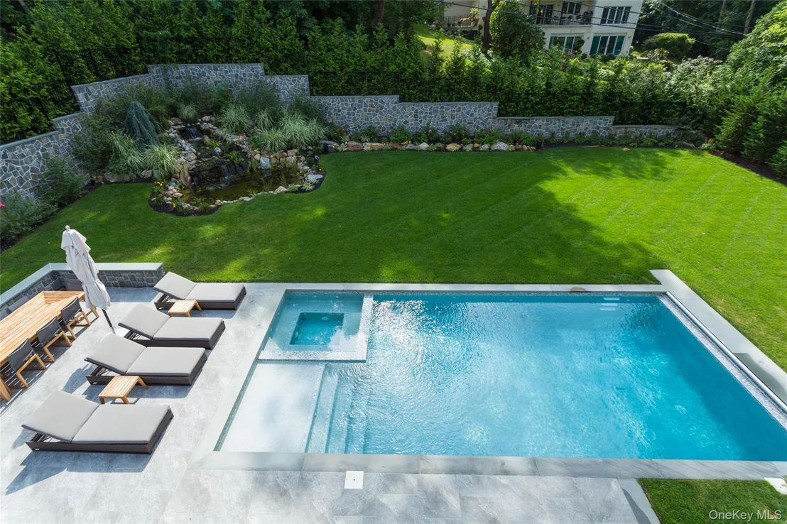 Photo of 7 Pine Drive