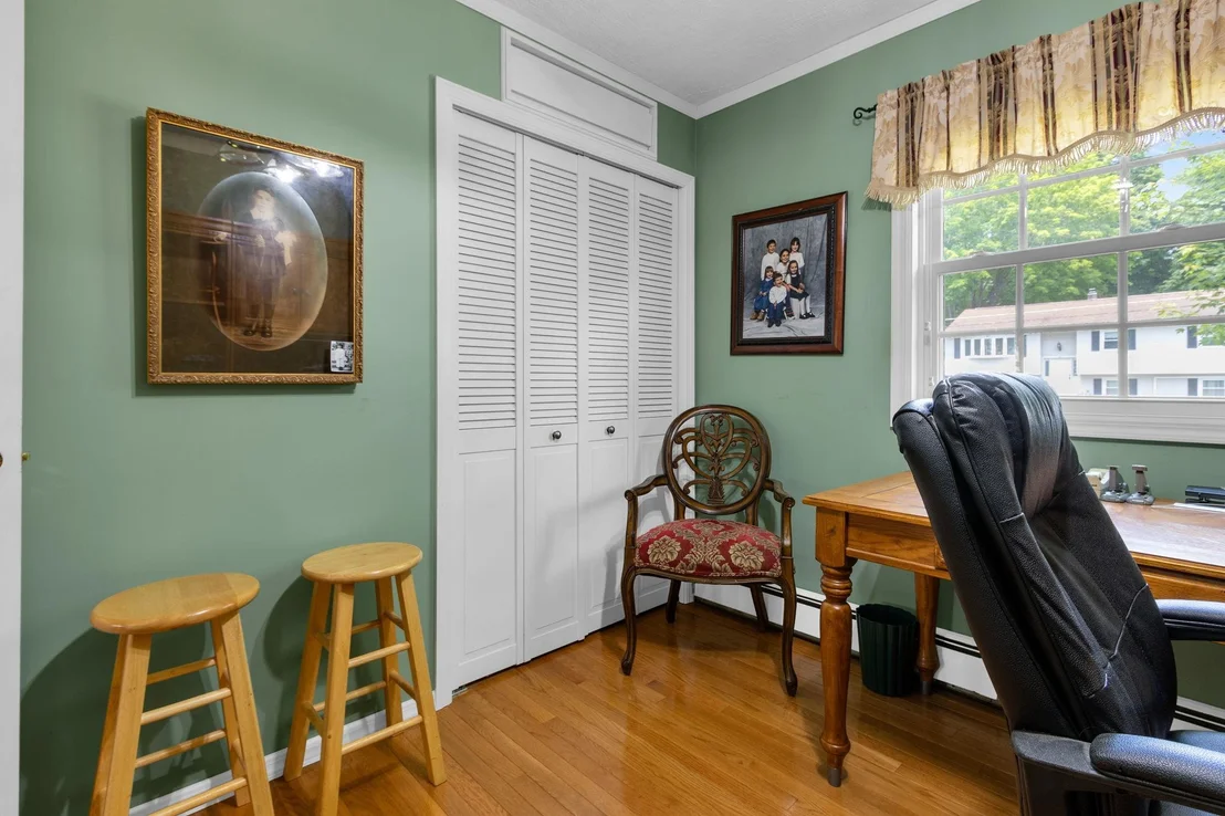 Photo of 42 Robin Drive