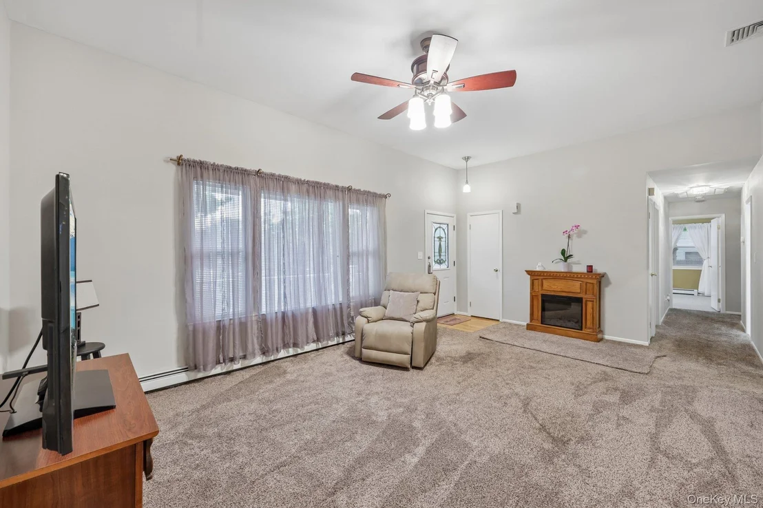 Photo of 42 Apex Drive