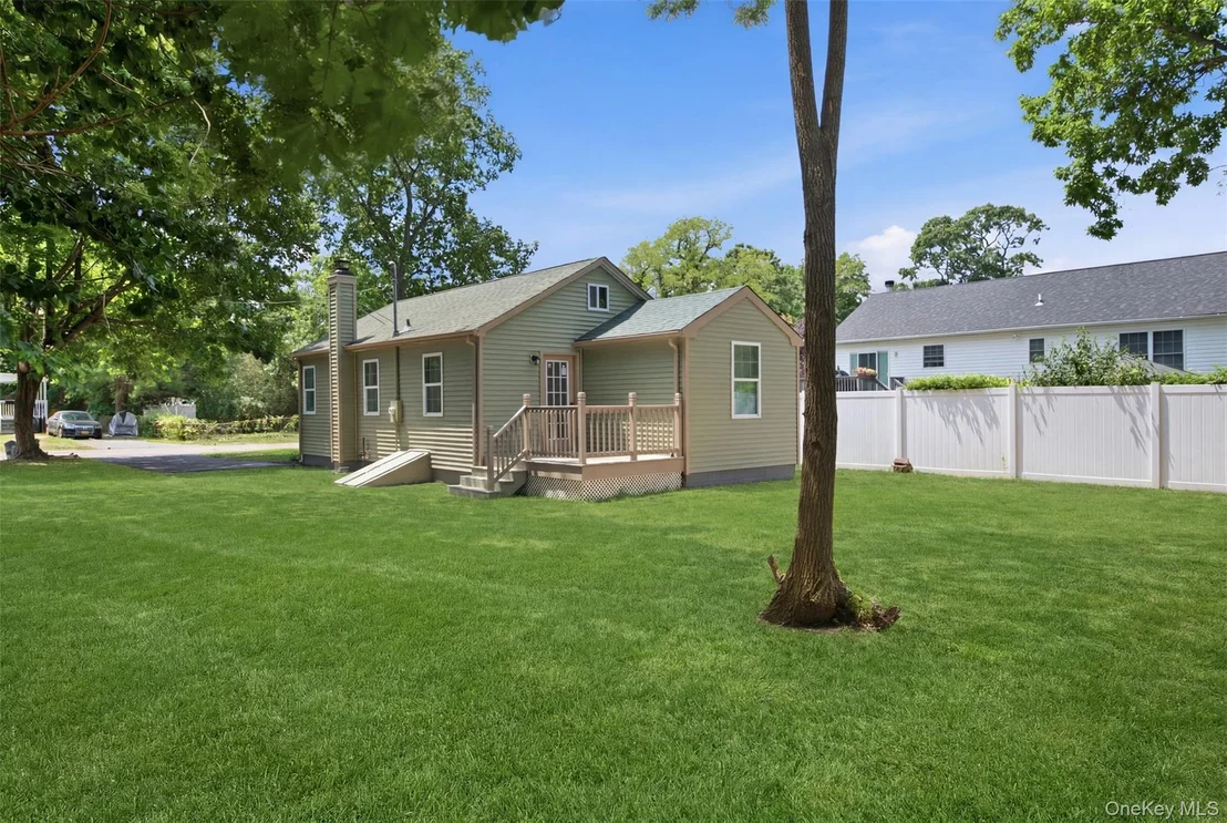 Photo of 19 Lacrosse Road