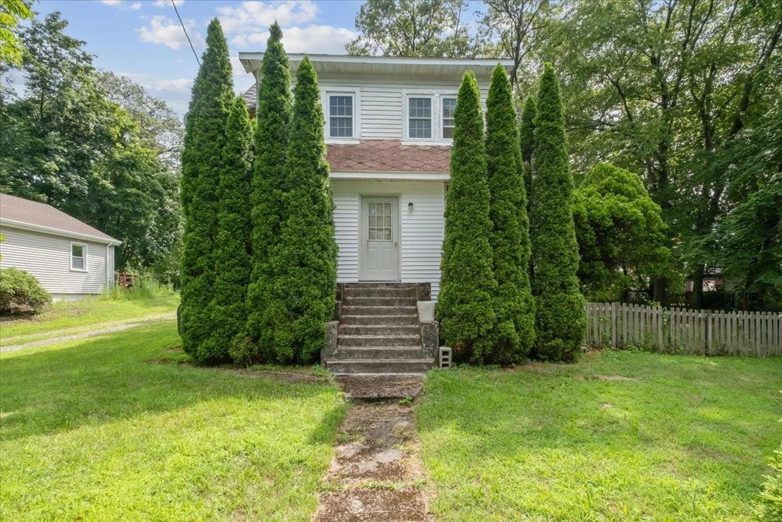 Photo of 92 Lake Drive