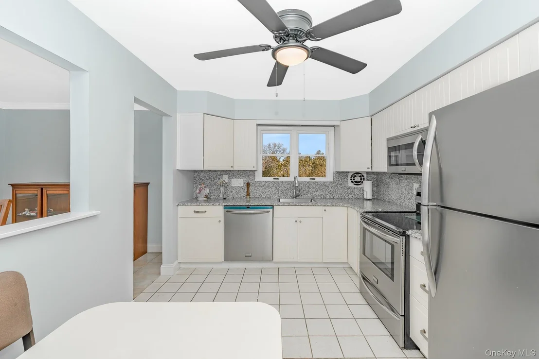 Photo of 24 Brooktree Circle