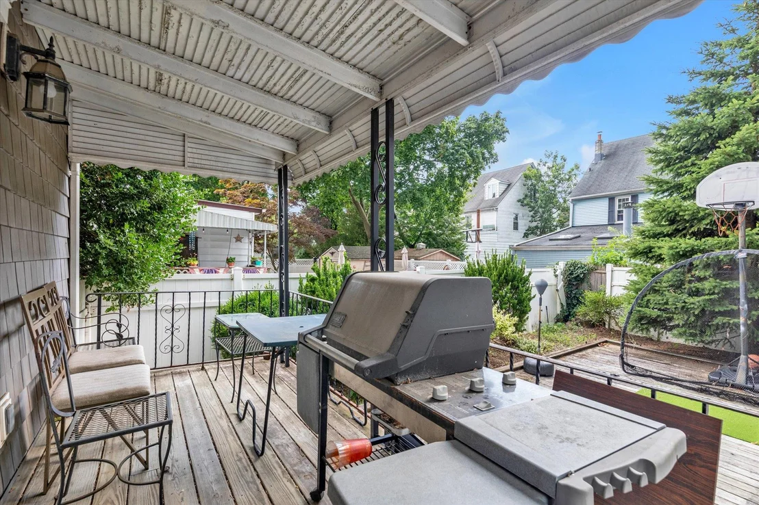 Photo of 132 Locust Street