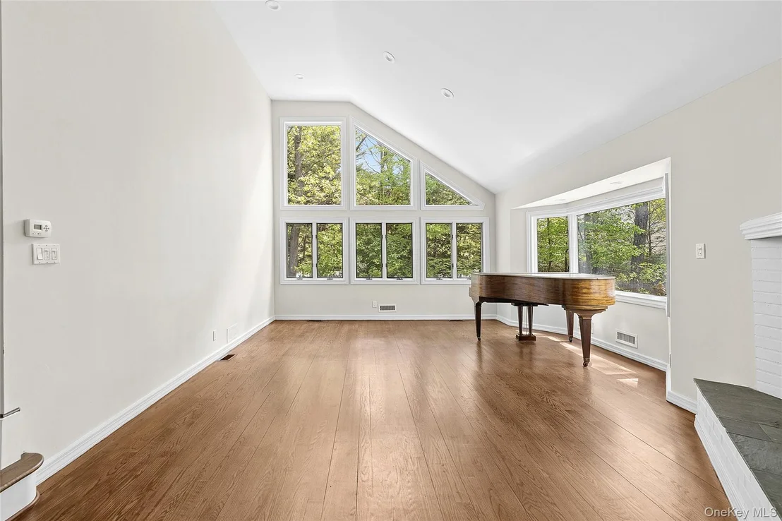 Photo of 3 Pheasant Lane