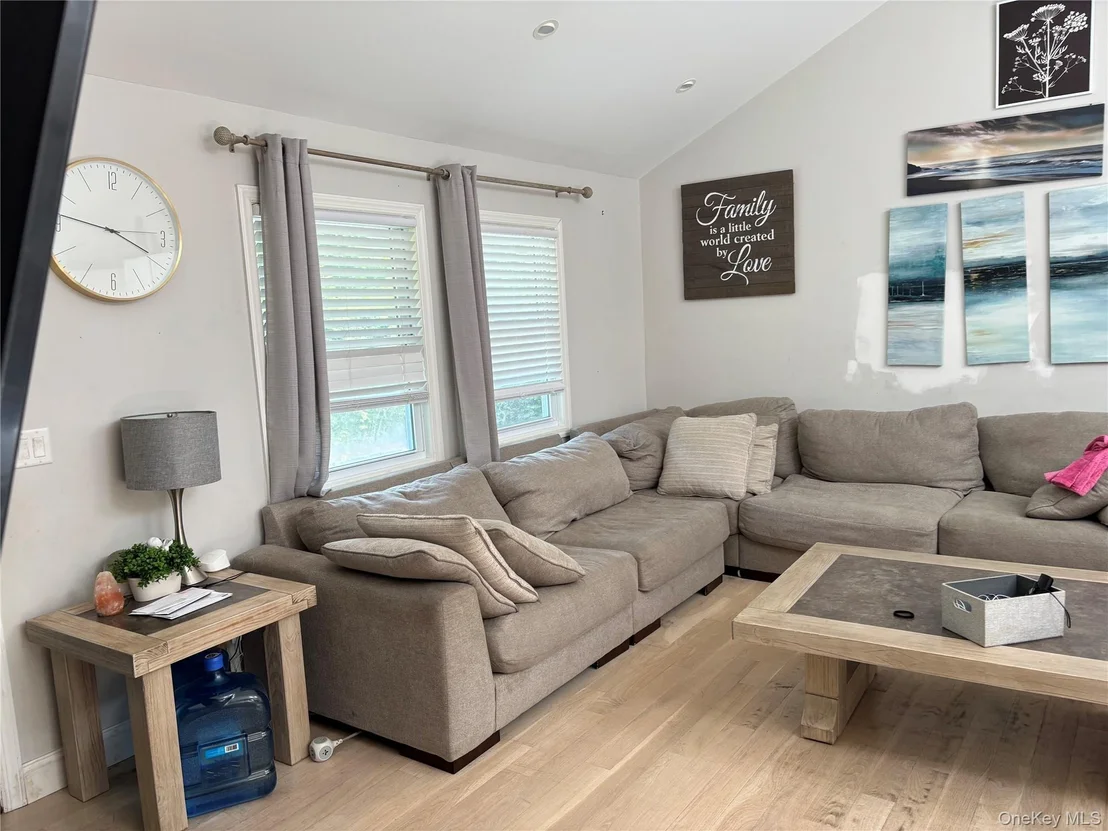 Photo of 38 Vernon Avenue