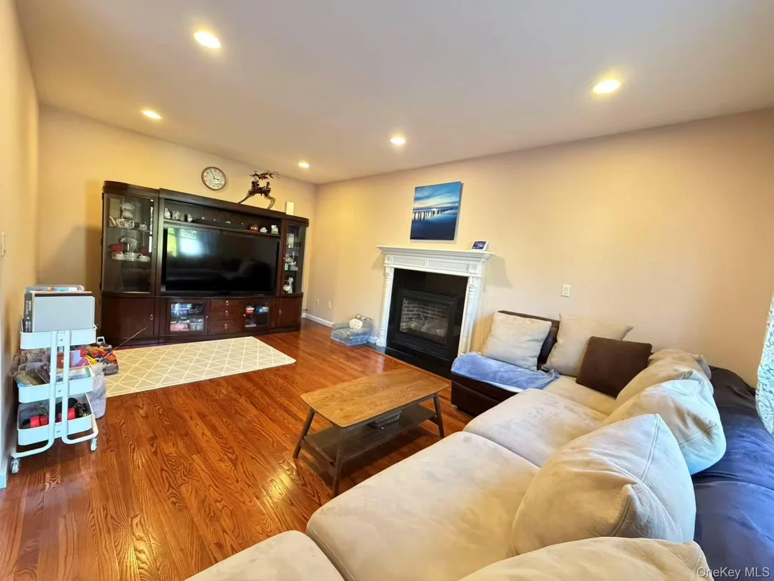 Photo of 122 Walker Road
