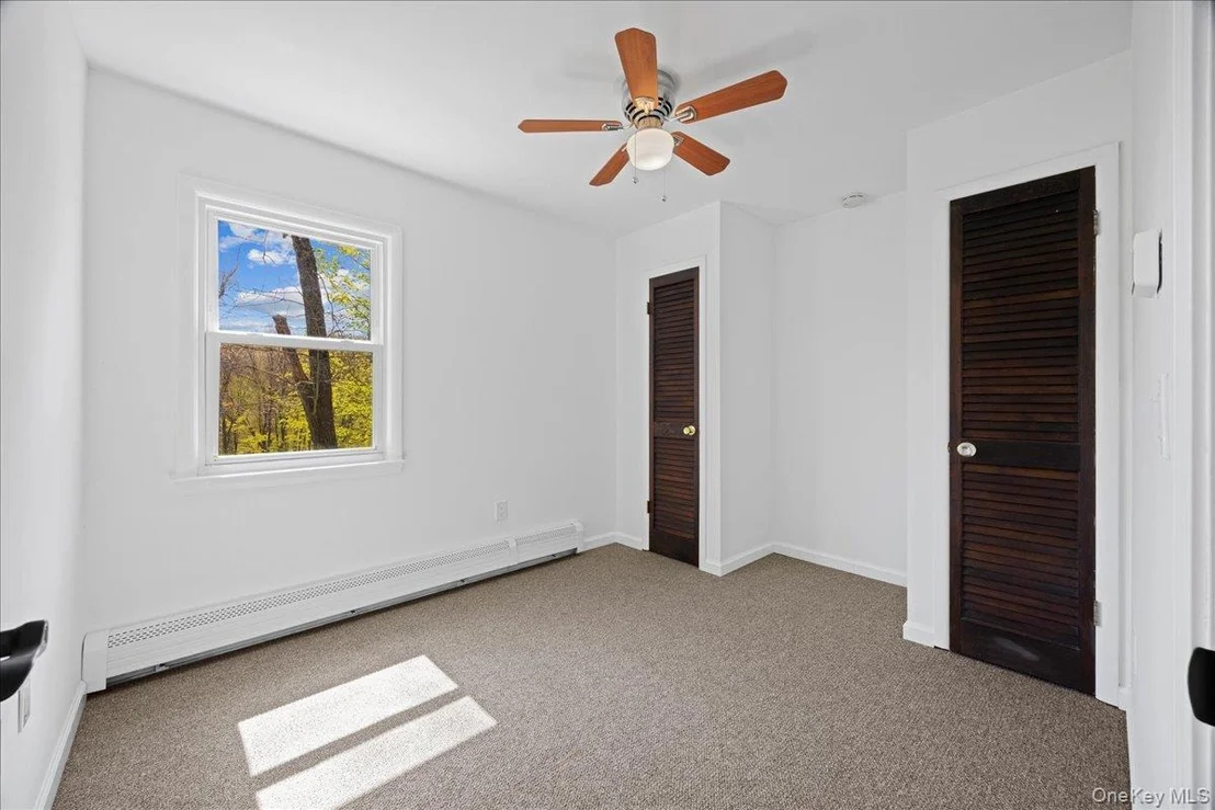 Photo of 1168 Lakes Road