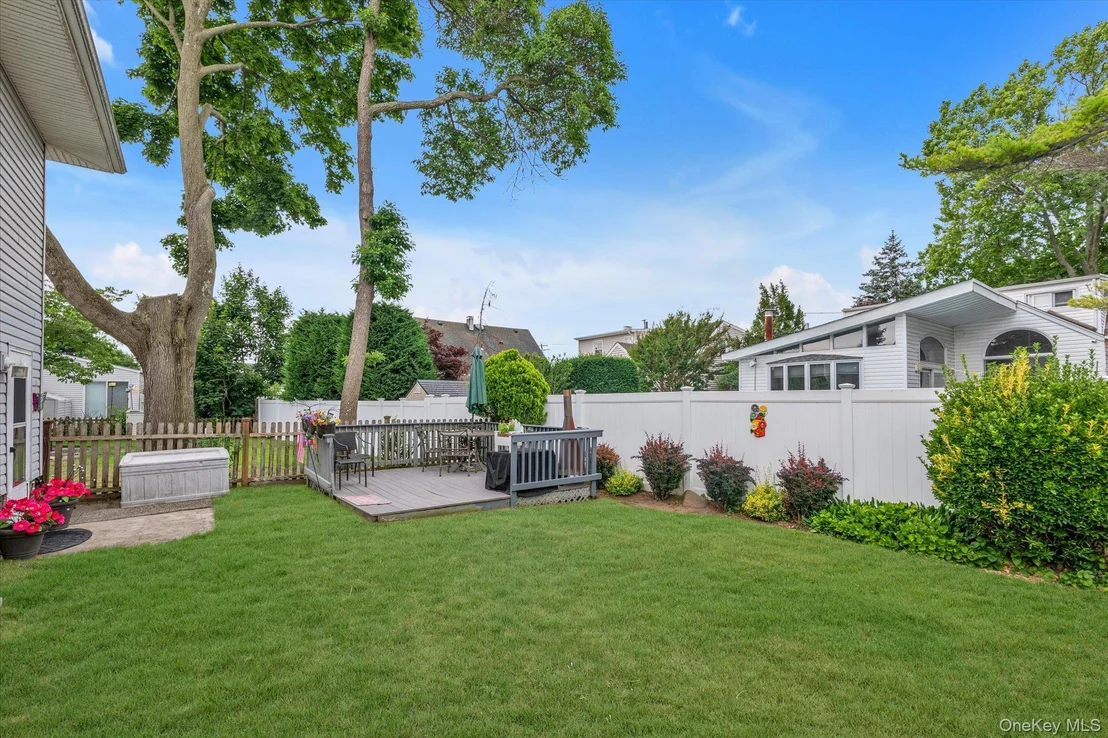 Photo of 3166 Perry Avenue