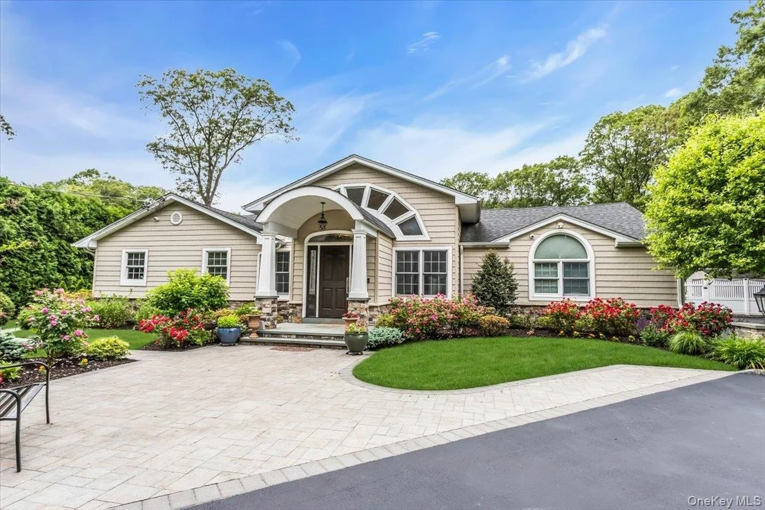 Photo of 21 Buttonwood Drive
