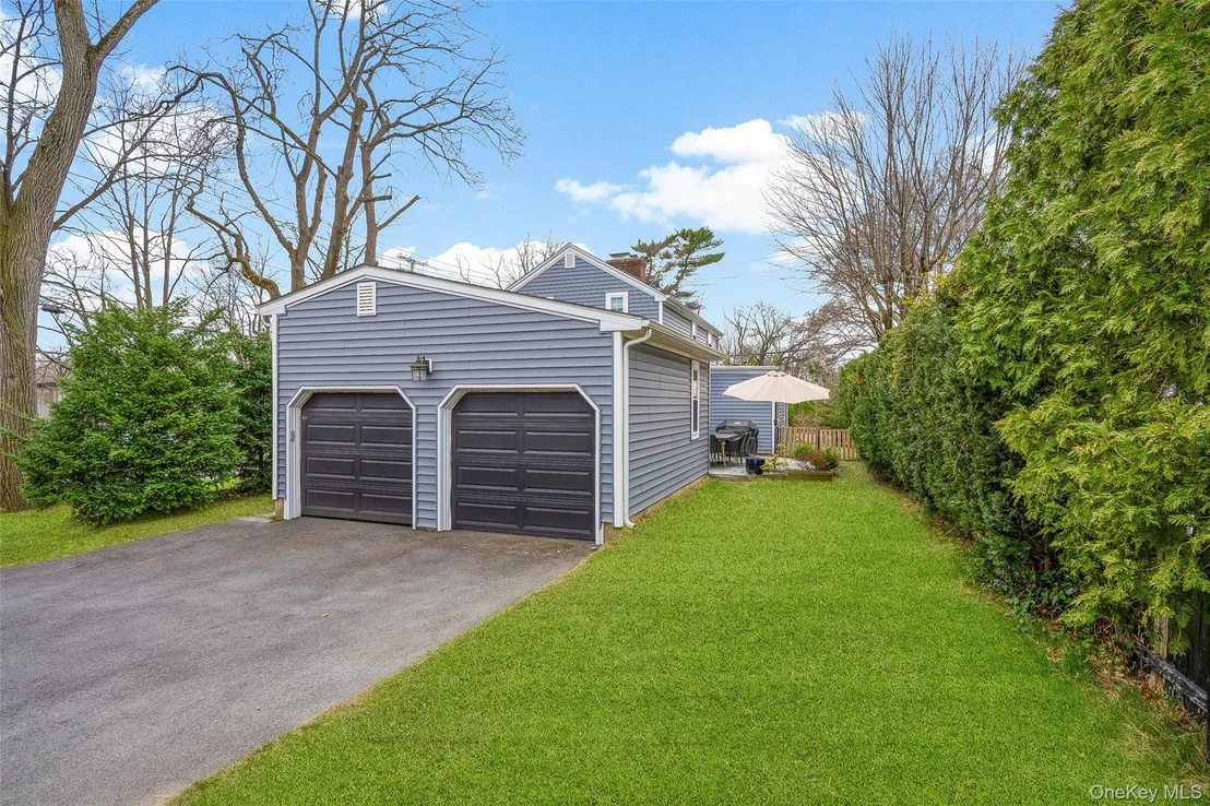 Photo of 1 Harmon Drive