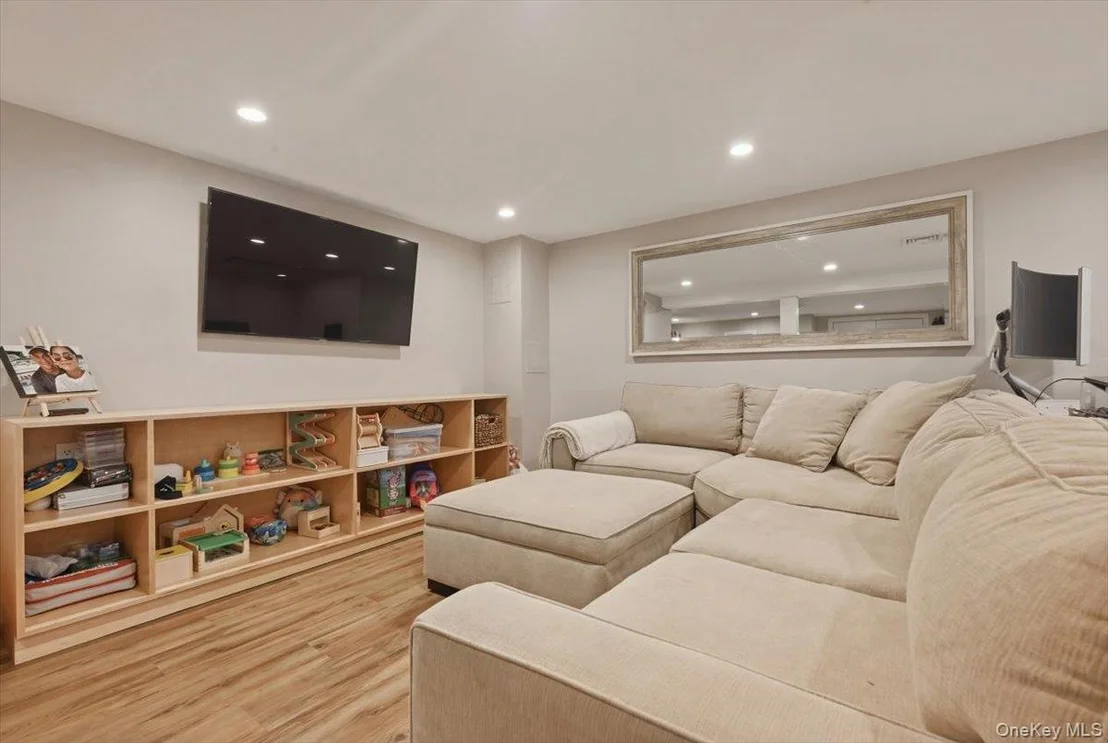 Photo of 98 Vincent Place