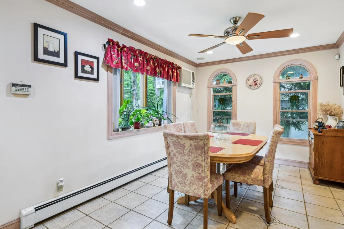Photo of 8 Clover Drive