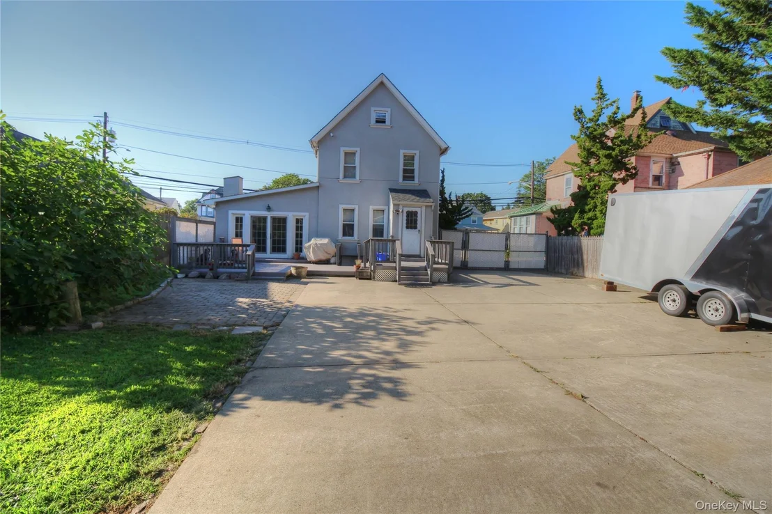 Photo of 451 Atlantic Avenue