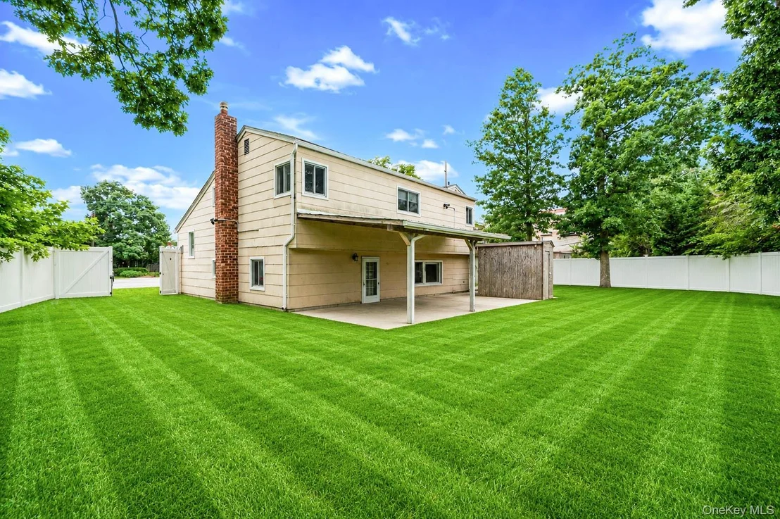 Photo of 2275 Hynes Place