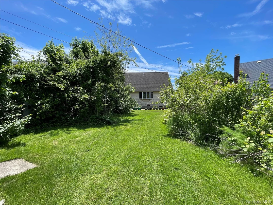 Photo of 2043 Paddock Road