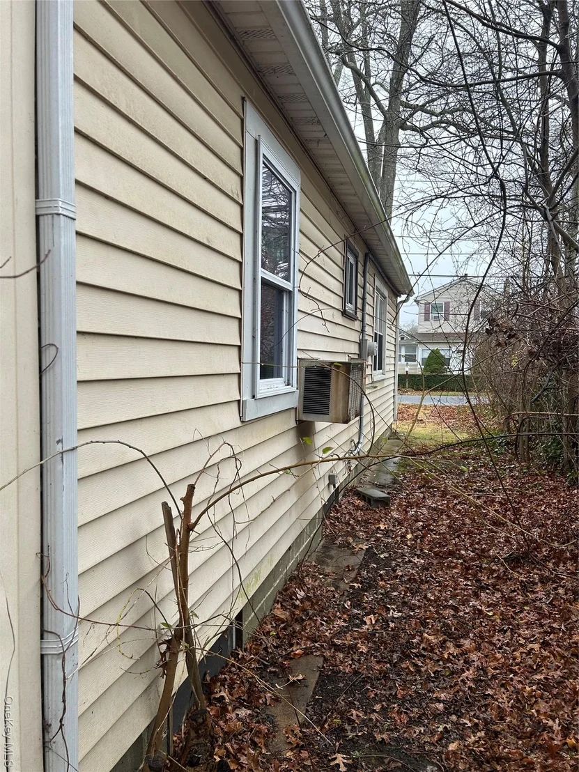 Photo of 155 Dahlia Drive
