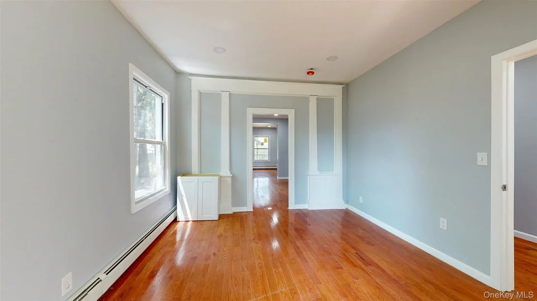 Photo of 74 Gladstone Avenue