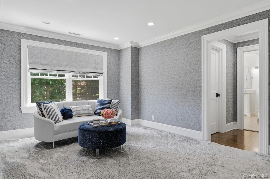 Photo of 11 Long Pond Road