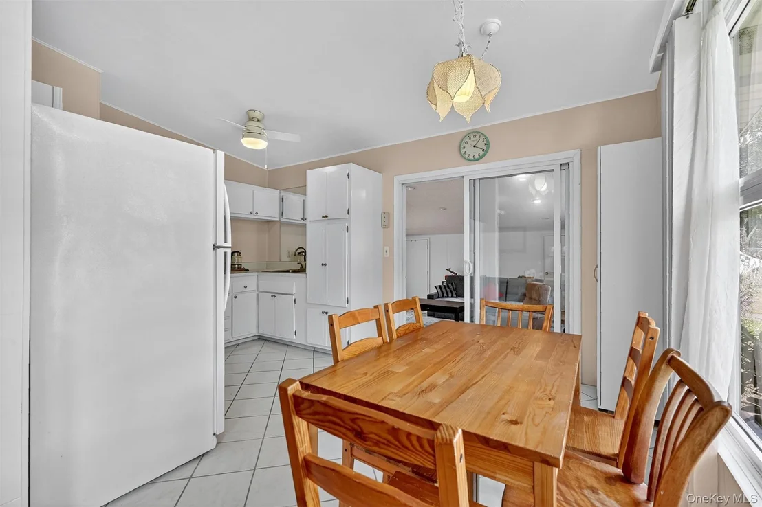 Photo of 25 Crescent View