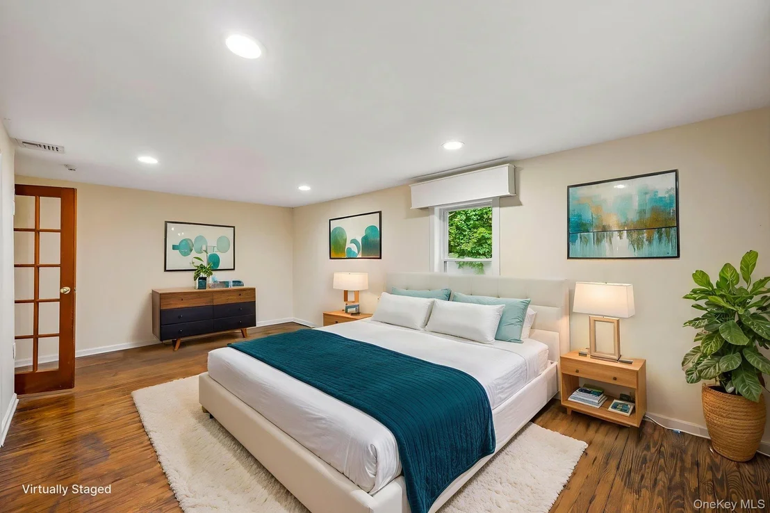 Photo of 40 Timberpoint Drive